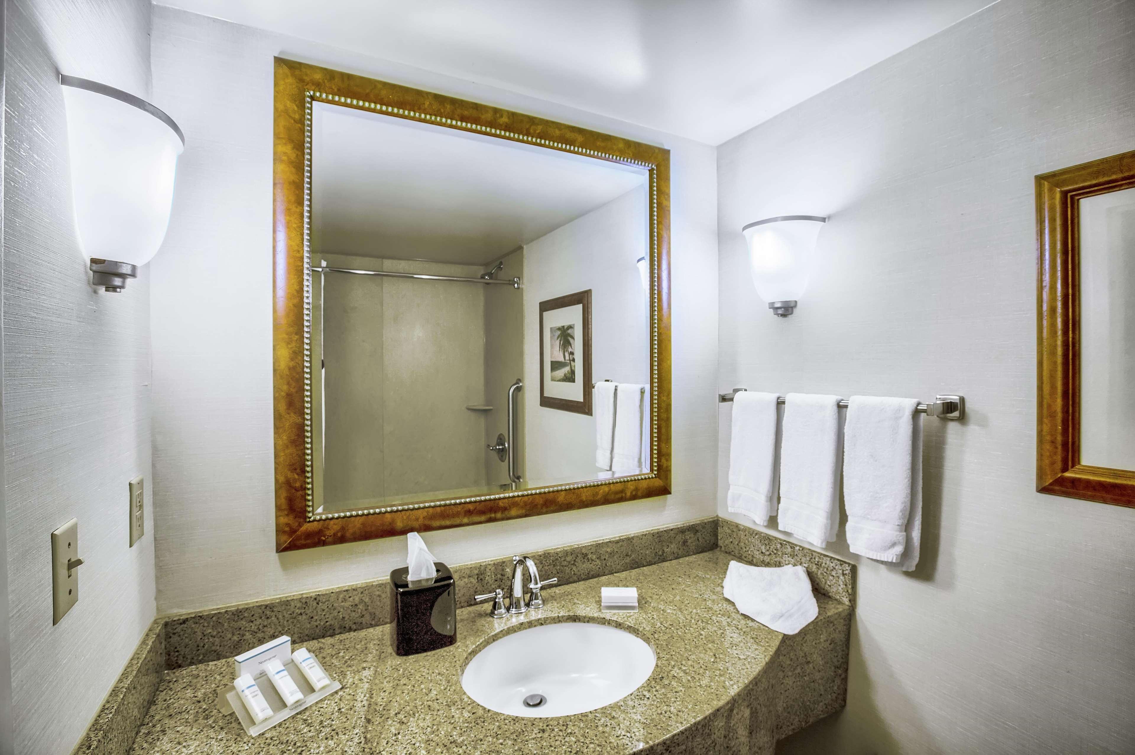 Hilton Garden Inn Kent Island Marina Grasonville Extérieur photo