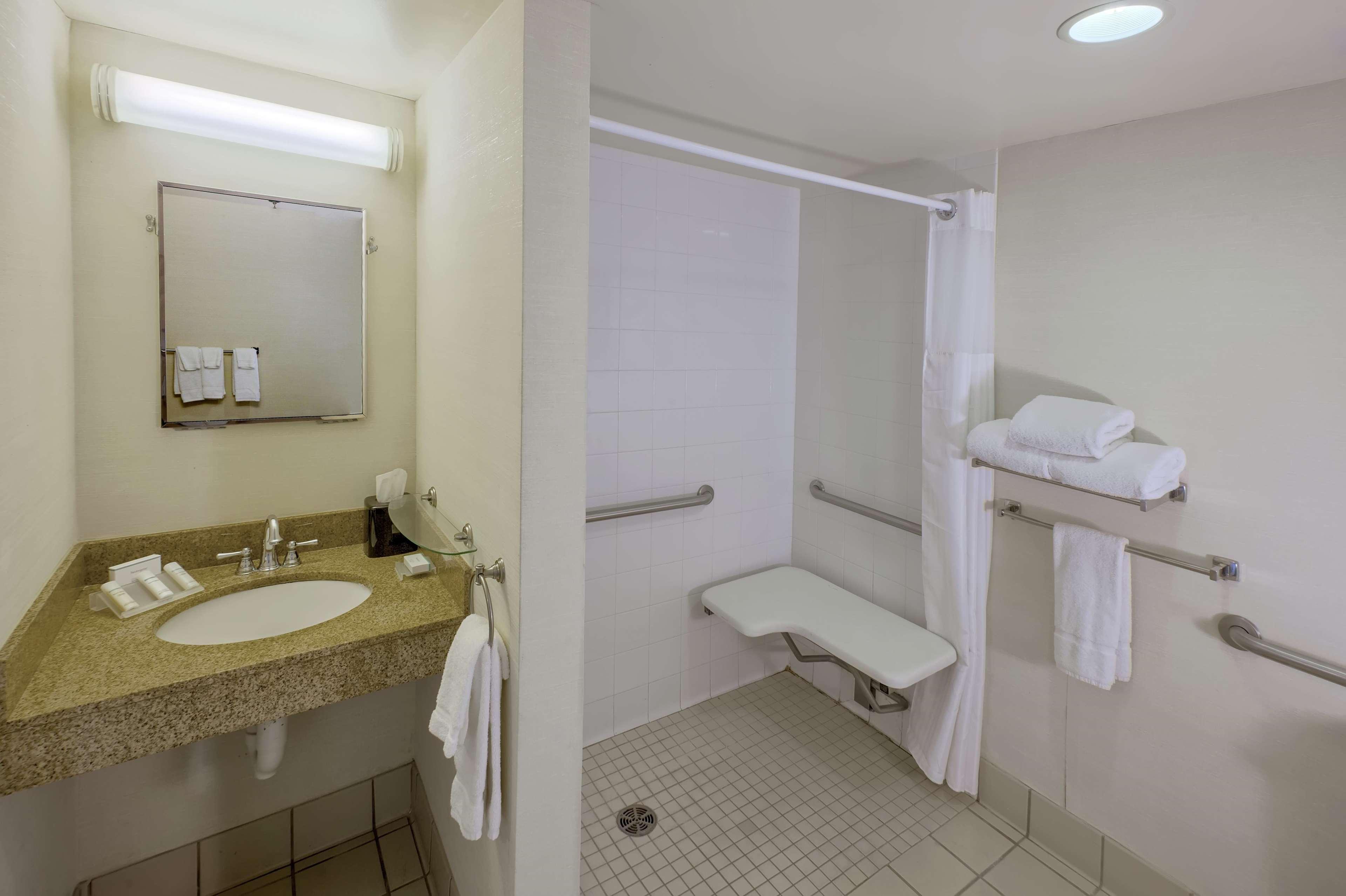 Hilton Garden Inn Kent Island Marina Grasonville Extérieur photo